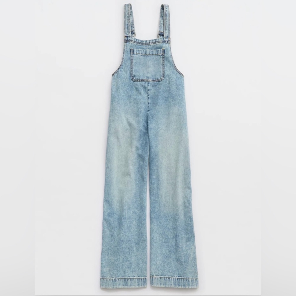 NWT Aerie Denim Overall. Size L. Retail $88.